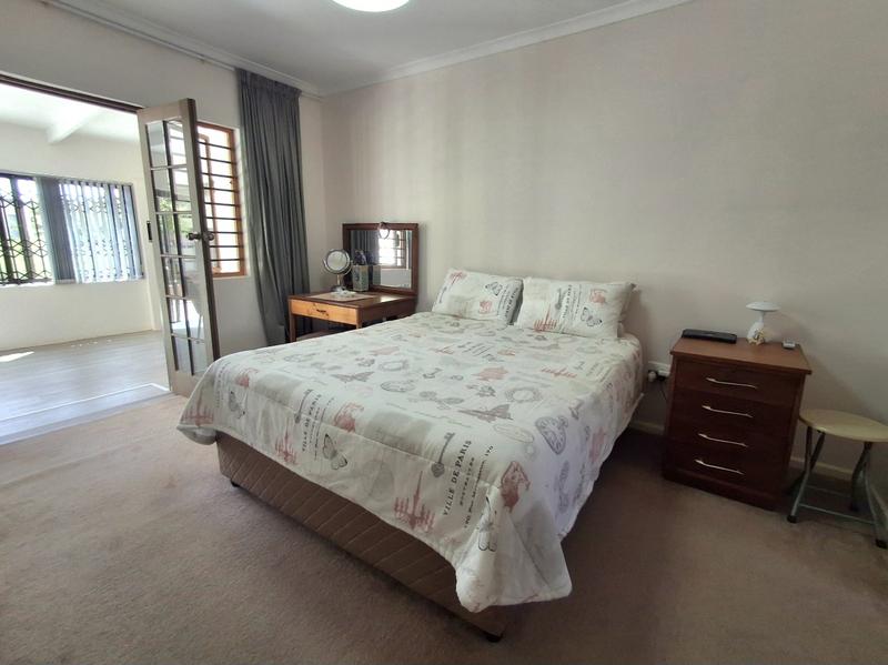3 Bedroom Property for Sale in Britannia Bay Western Cape